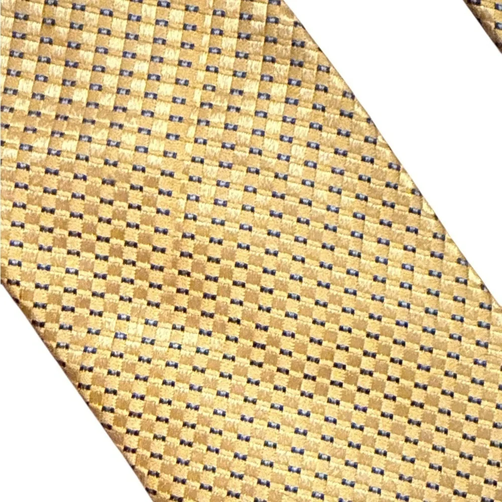 Croft & Barrow Gold Tie 100% Satin Finish Tie - Picture 4 of 4